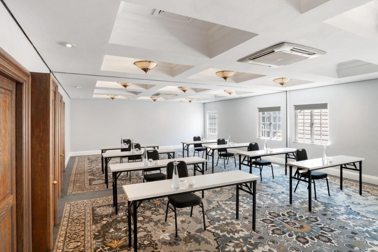 Protea Hotel By Marriott Johannesburg Balalaika Sandton Zewnętrze zdjęcie