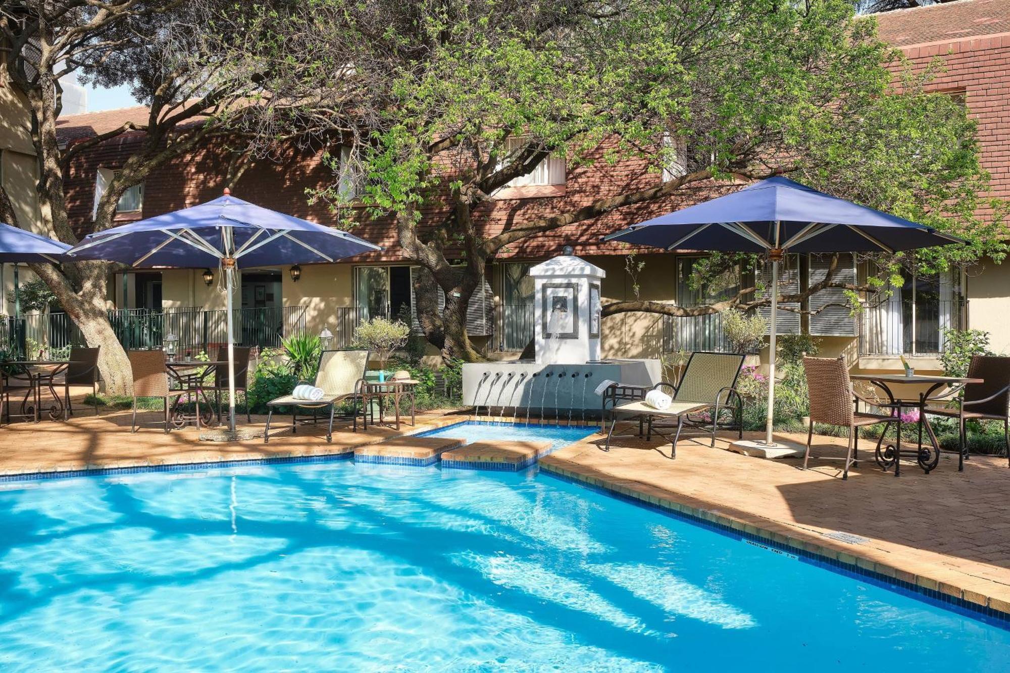 Protea Hotel By Marriott Johannesburg Balalaika Sandton Zewnętrze zdjęcie